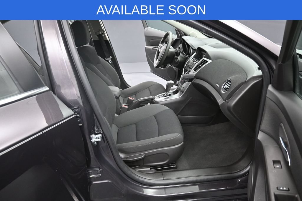 Used 2016 Chevrolet Cruze LT FWD image 31