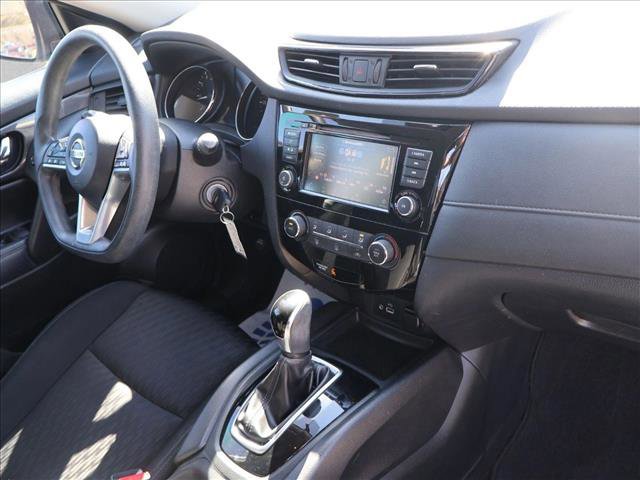 Used 2018 Nissan Rogue S image 26