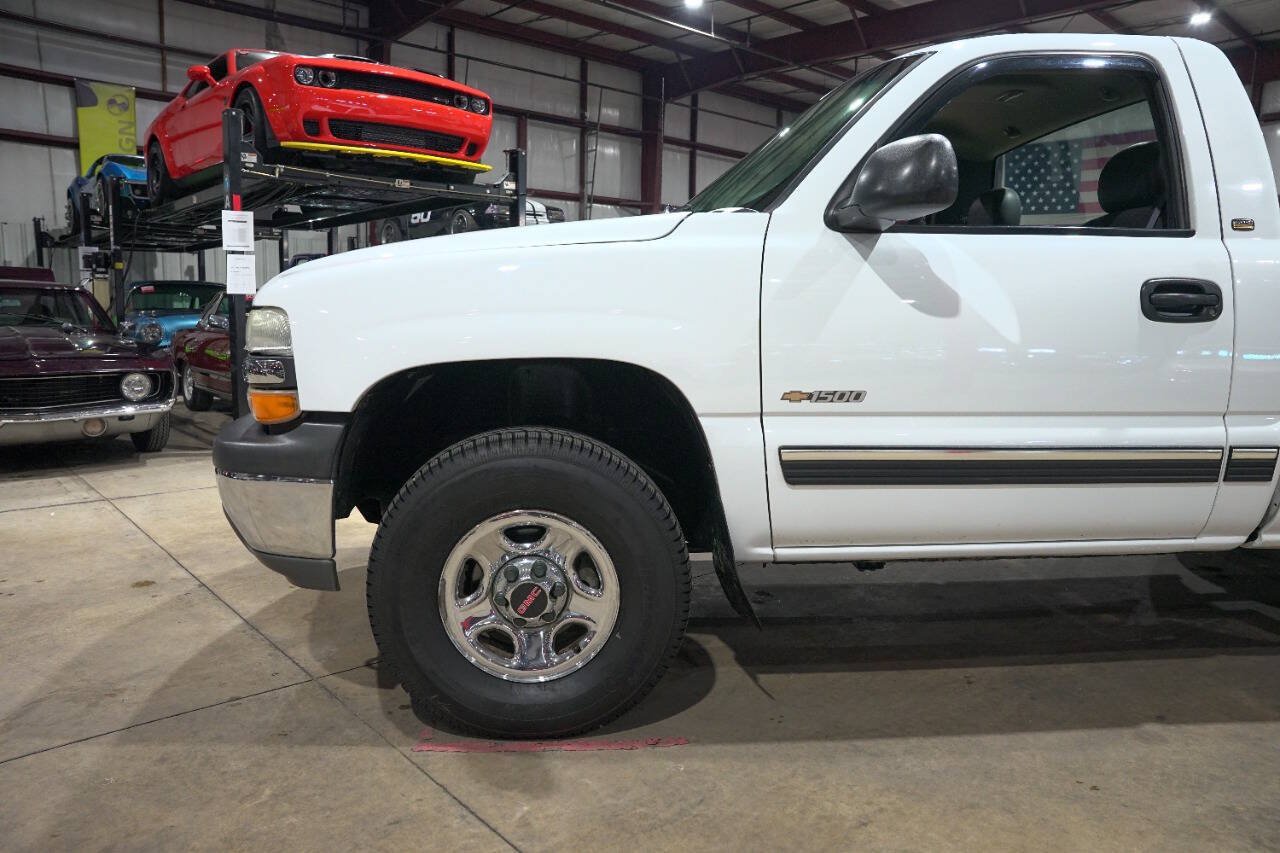 Used 2000 Chevrolet Silverado 1500 4x4 Regular Cab w/ Exterior Appearance Pkg image 3