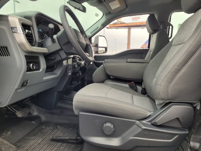New 2026 Ford F250 XL RWD image 38
