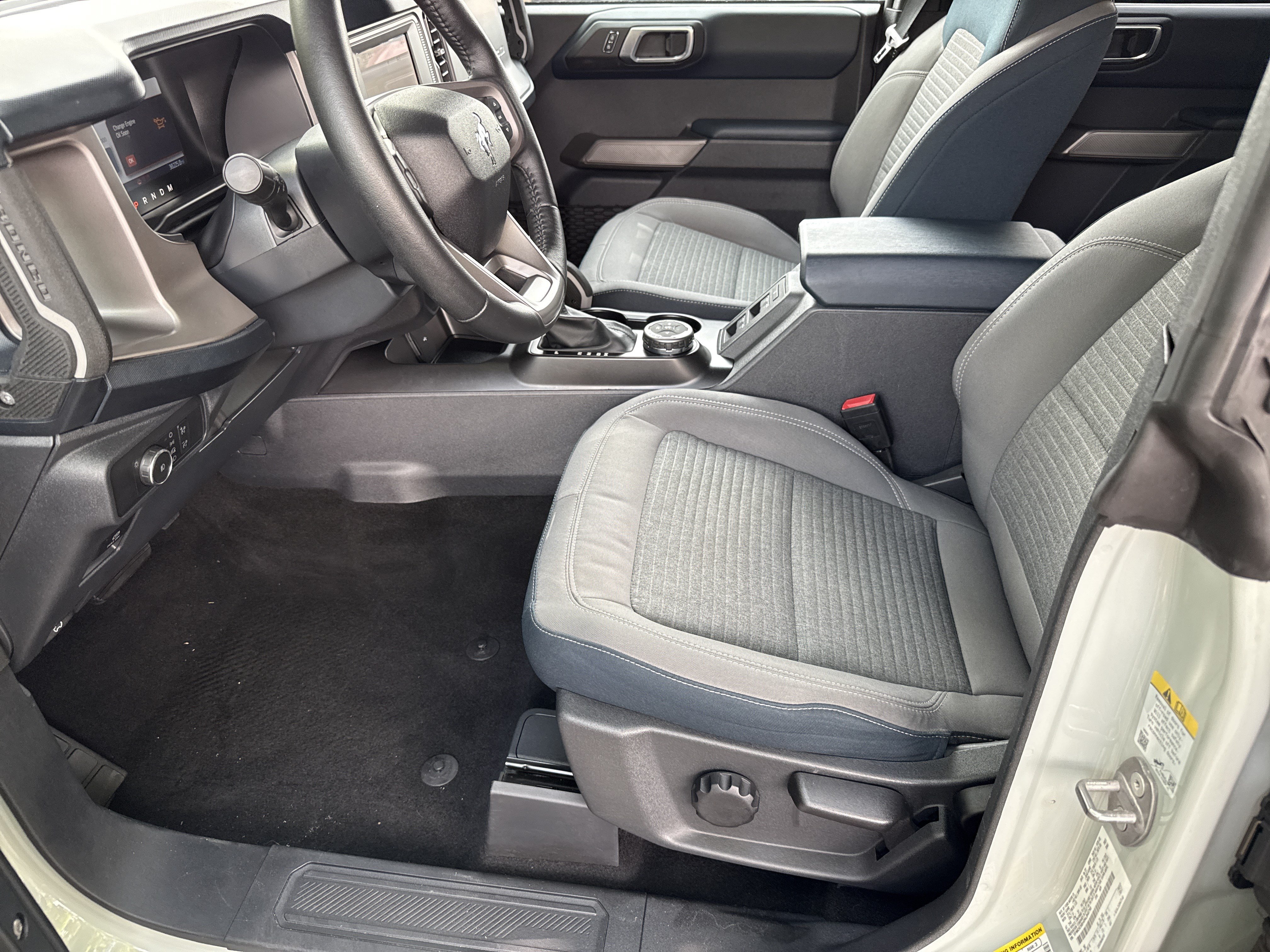 Used 2022 Ford Bronco Outer Banks AWD/4WD image 9