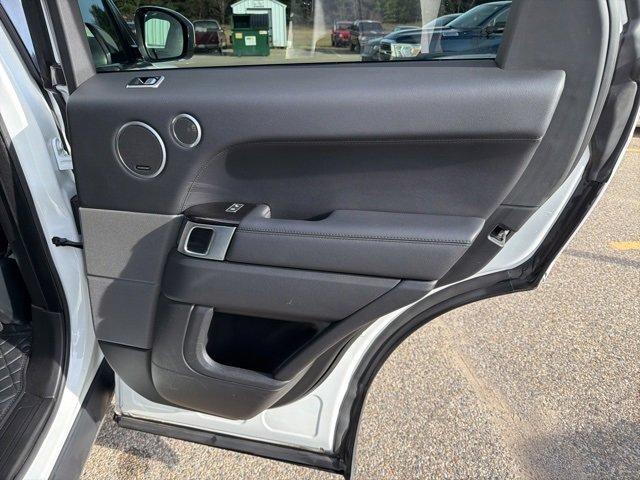 Used 2020 Land Rover Range Rover Sport SE image 33