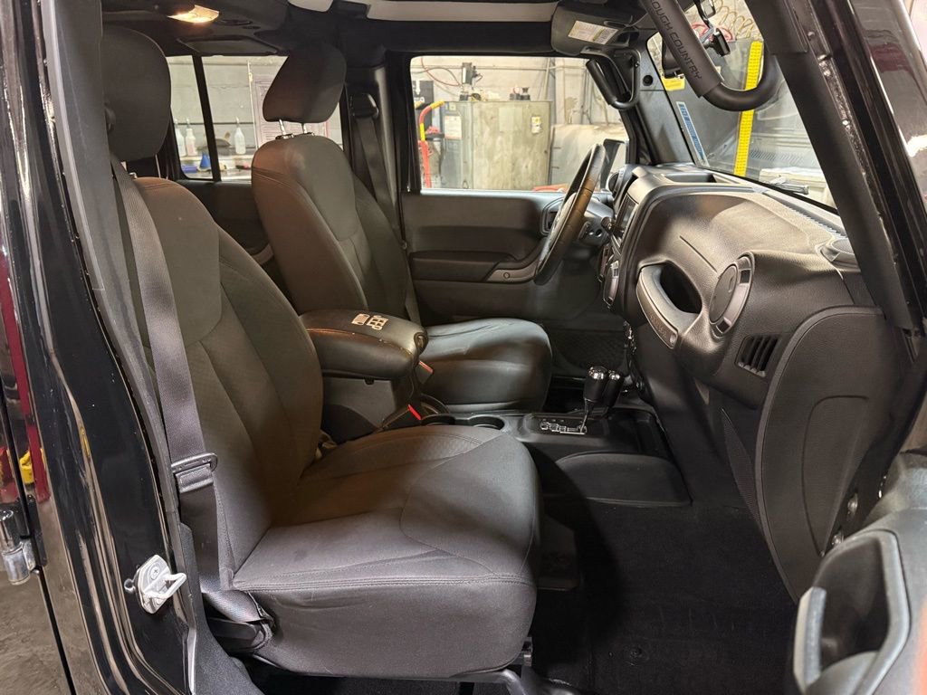 Used 2017 Jeep Wrangler Unlimited Sport w/ Quick Order Package 24S image 11