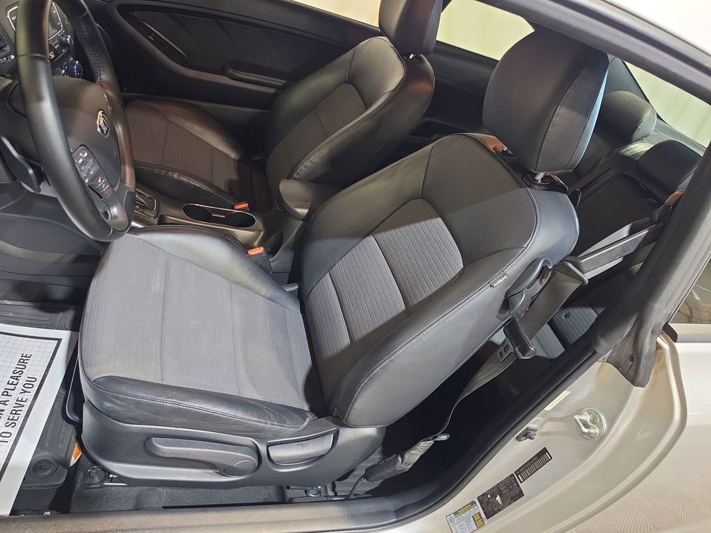 Used 2014 Kia Forte Koup SX FWD image 13