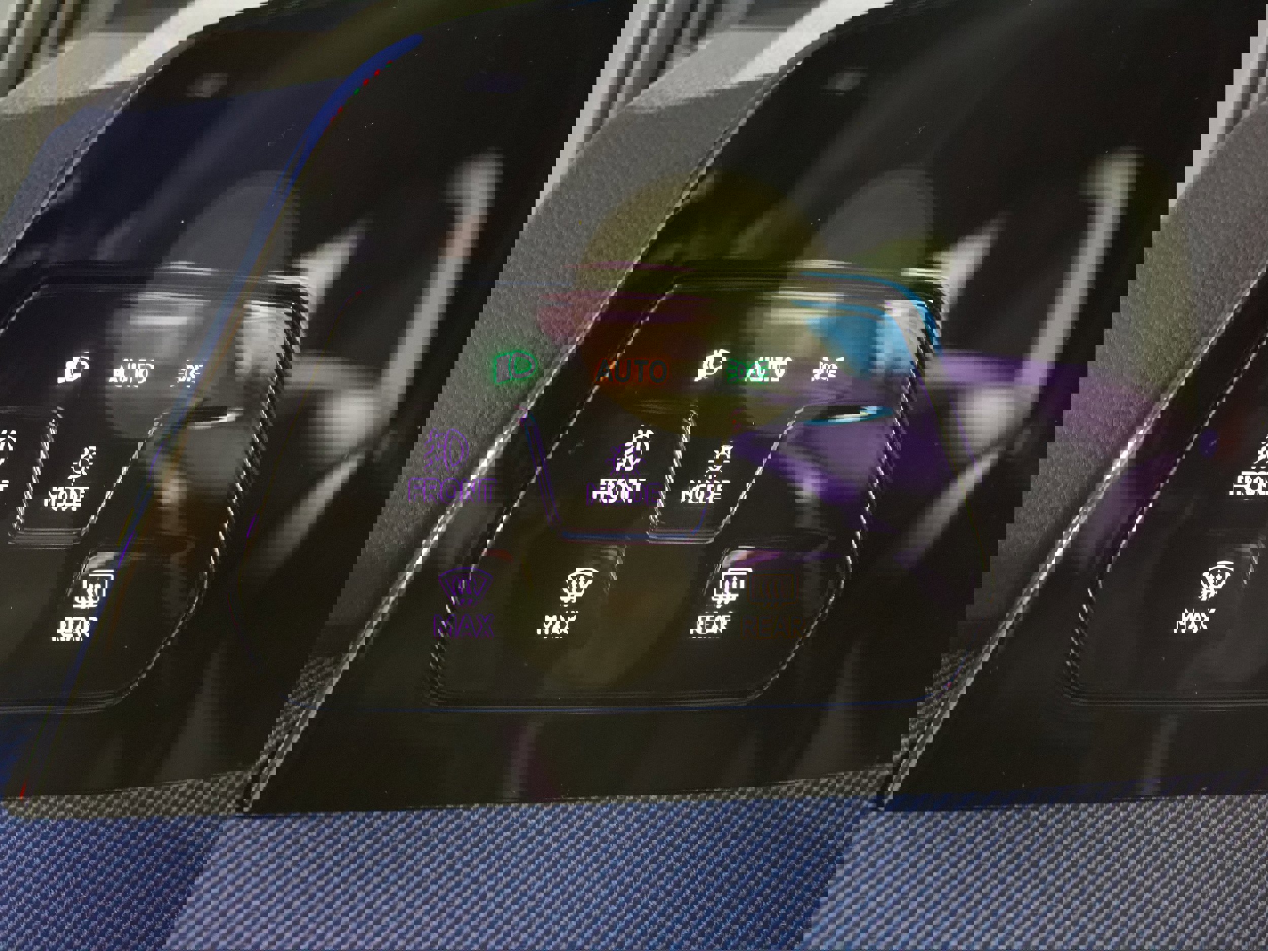 New 2026 Volkswagen GTI SE image 14