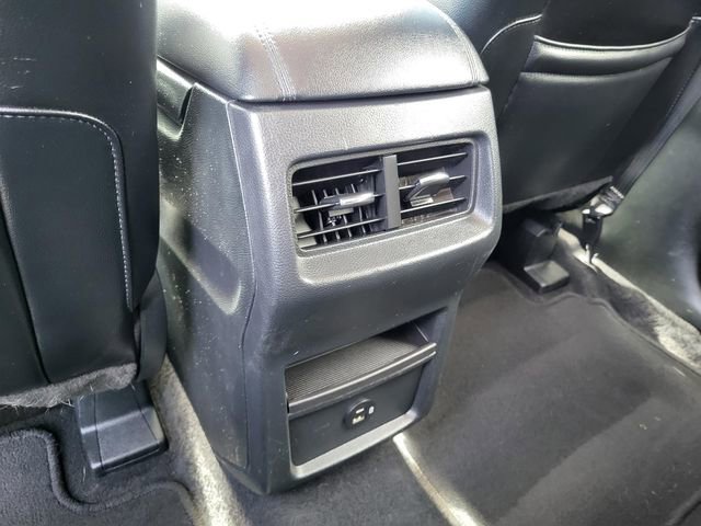 Used 2022 Ford Edge SEL image 17