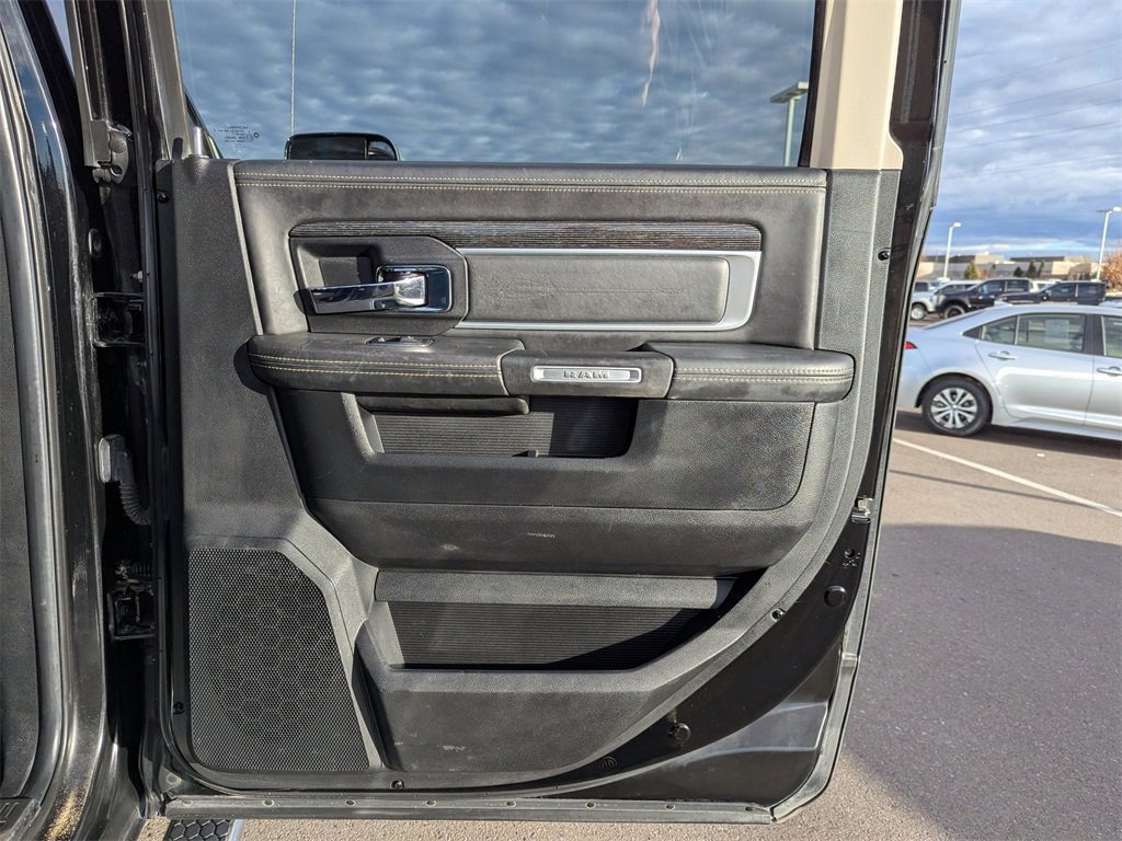 Used 2014 RAM 3500 Laramie Longhorn image 38