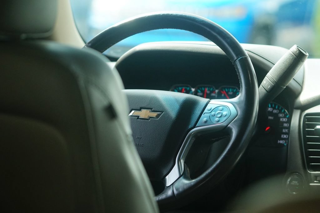 Used 2015 Chevrolet Tahoe LTZ AWD/4WD image 25