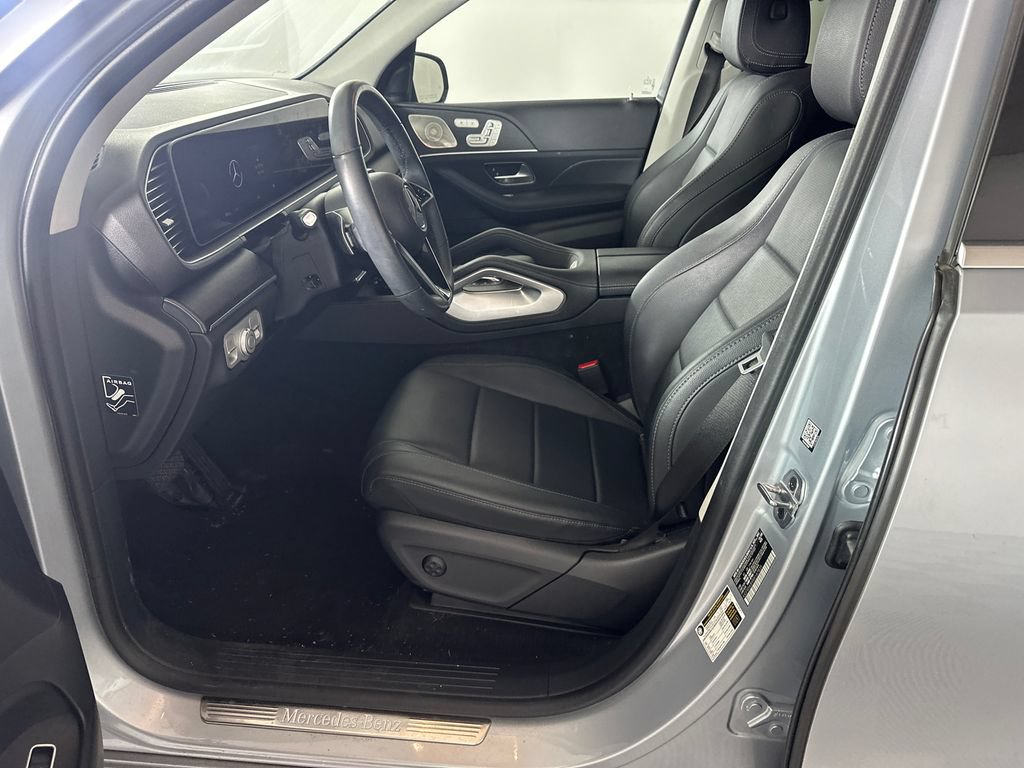 Used 2024 Mercedes-Benz GLE 450 4MATIC image 3