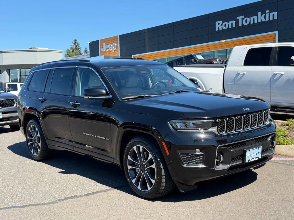 Used 2022 Jeep Grand Cherokee L Overland w/ Luxury Tech Group IV AWD/4WD image 2