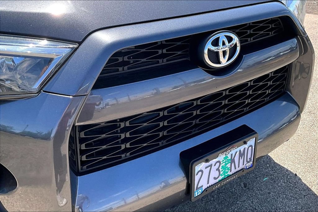 Used 2017 Toyota 4Runner SR5 Premium AWD/4WD image 32