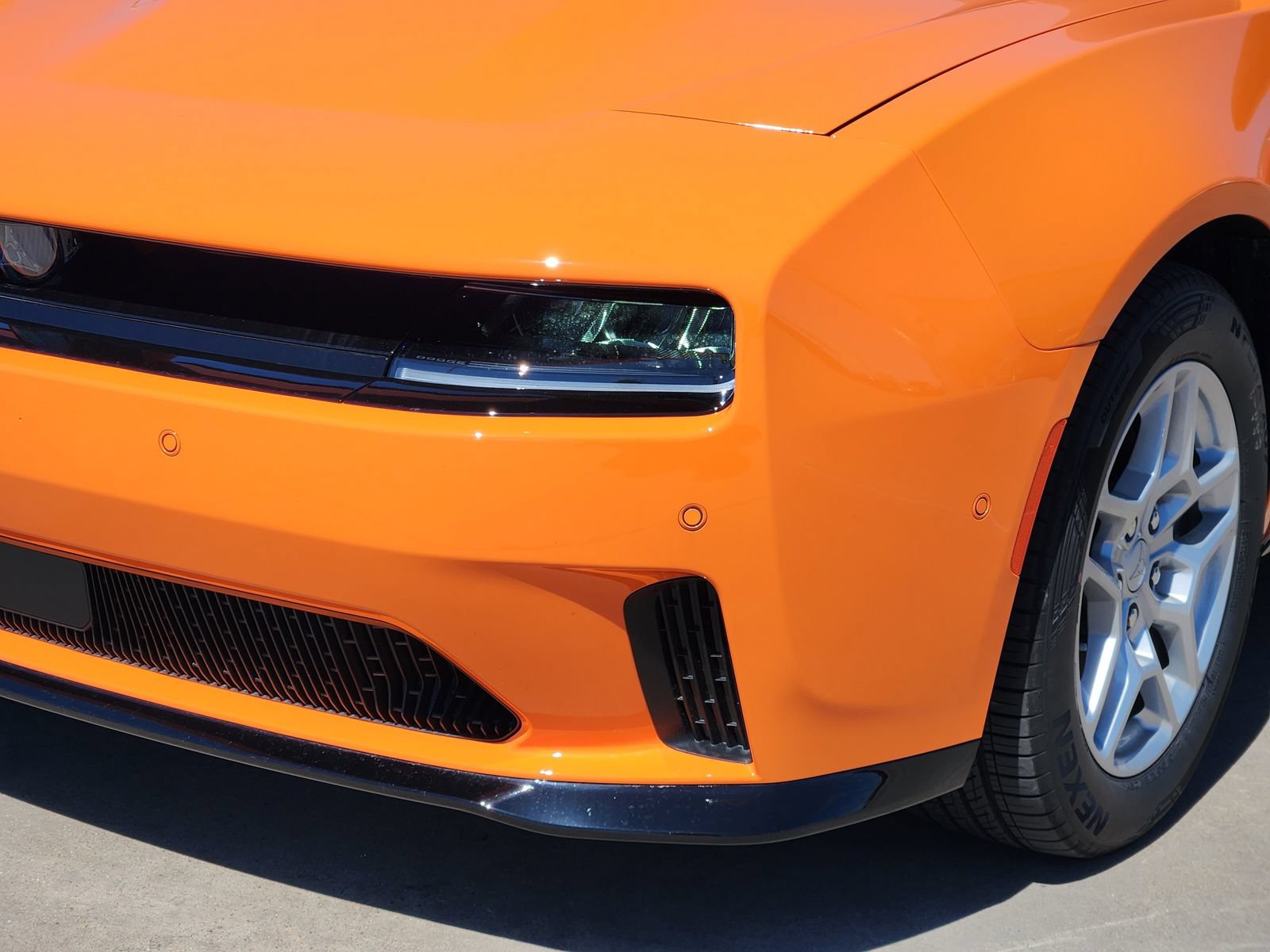 New 2025 Dodge Charger Daytona R/T w/ Sun & Sound Package AWD/4WD image 6