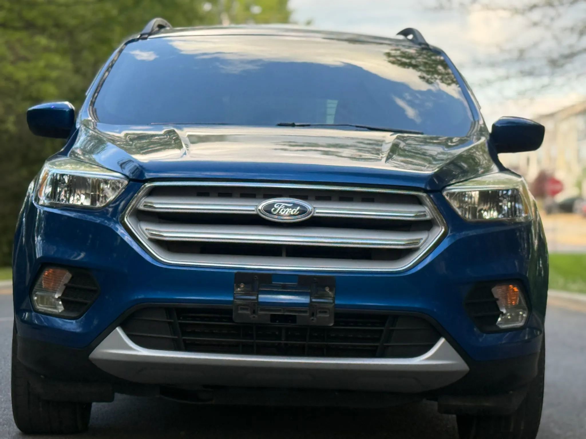 Used 2018 Ford Escape SE image 2