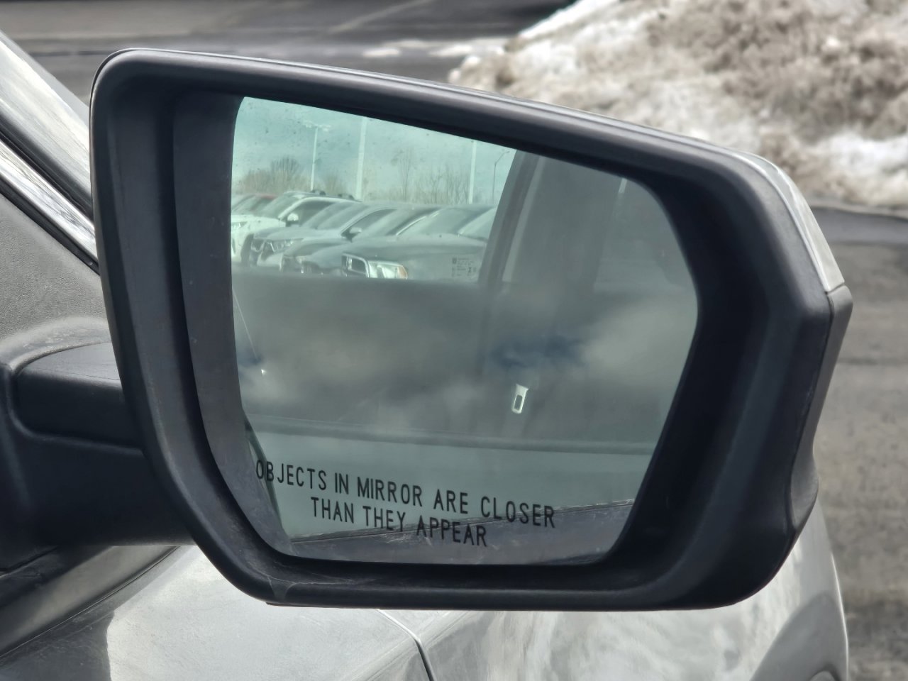 Used 2024 GMC Terrain SLE image 18