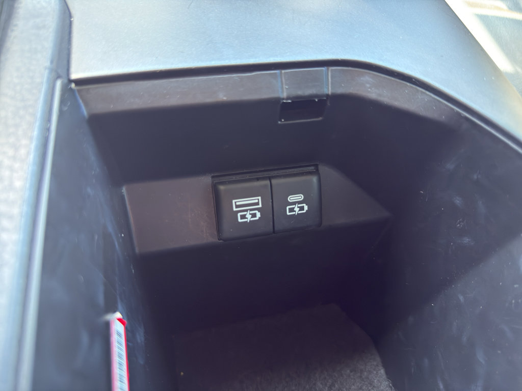 Used 2024 Toyota Camry SE FWD image 42