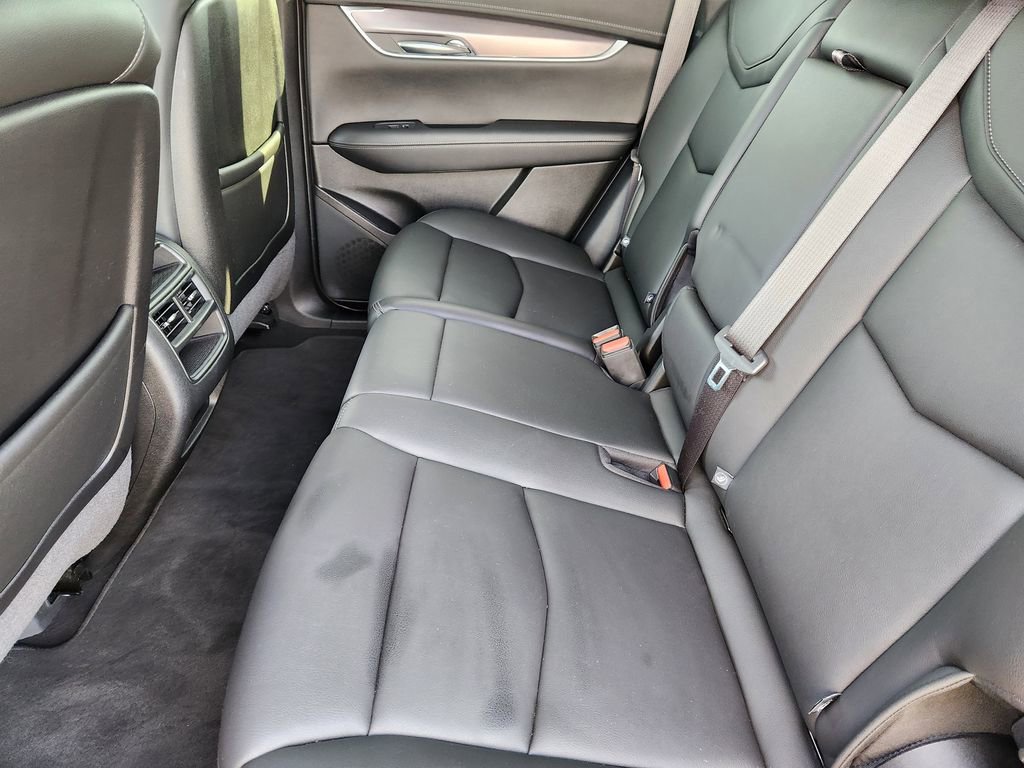 Used 2021 Cadillac XT5 Luxury image 30