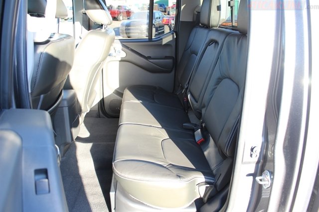 Used 2020 Nissan Frontier PRO-4X w/ Pro-4x Utility Package image 27