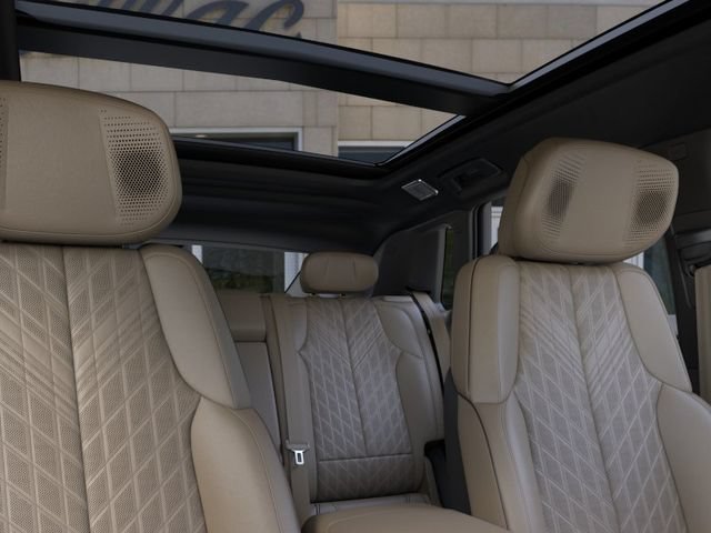 New 2026 Cadillac Lyriq Signature Sport w/ LPO, ONYX Package AWD/4WD image 24