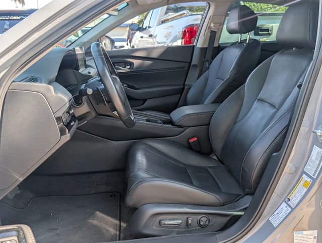 Used 2023 Honda Accord Touring image 9