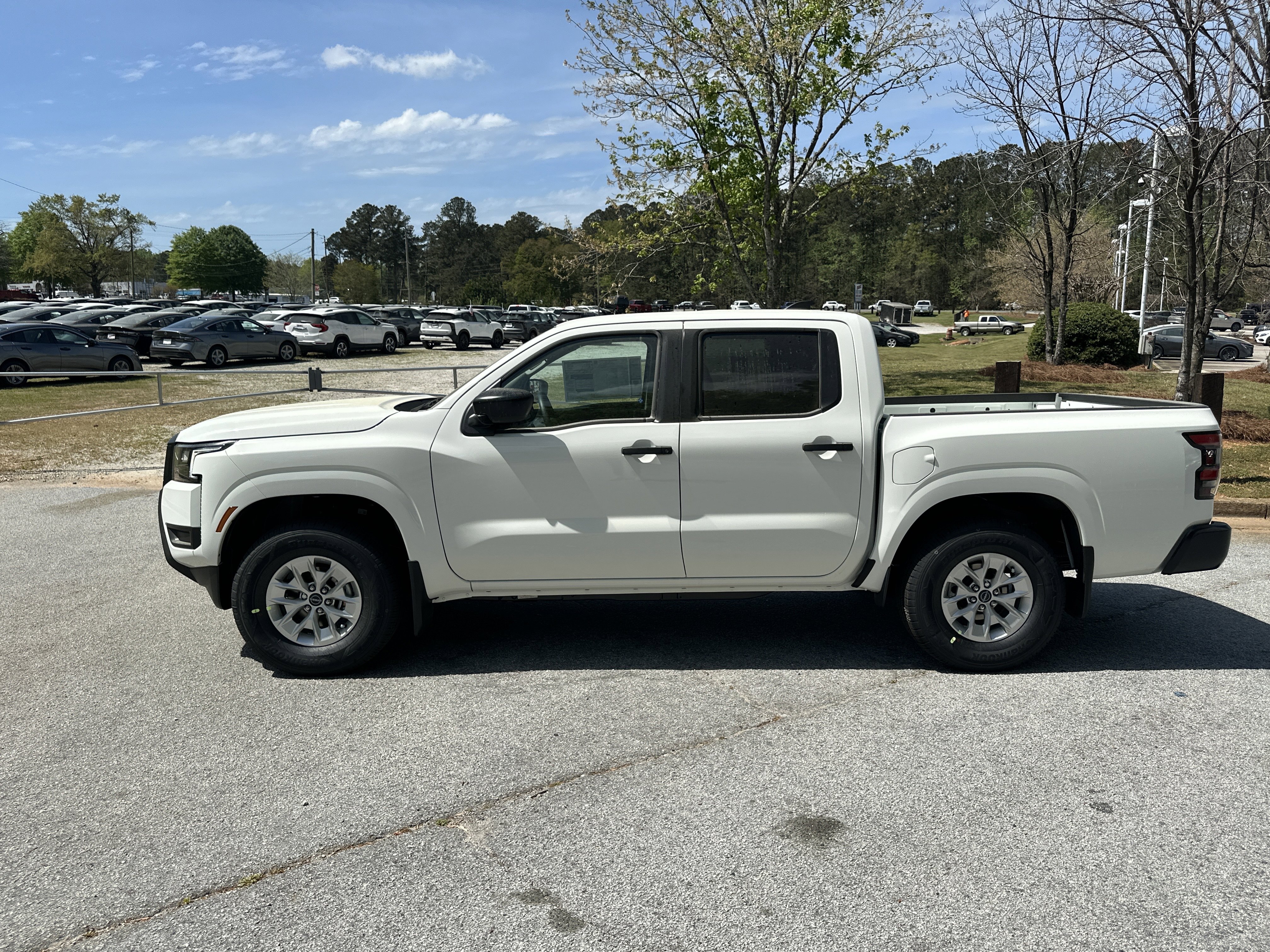 New 2026 Nissan Frontier S image 8