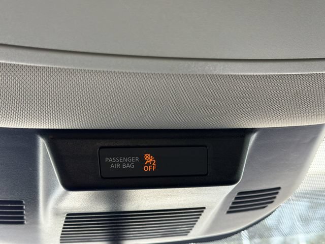 Used 2022 Nissan Rogue S FWD image 23