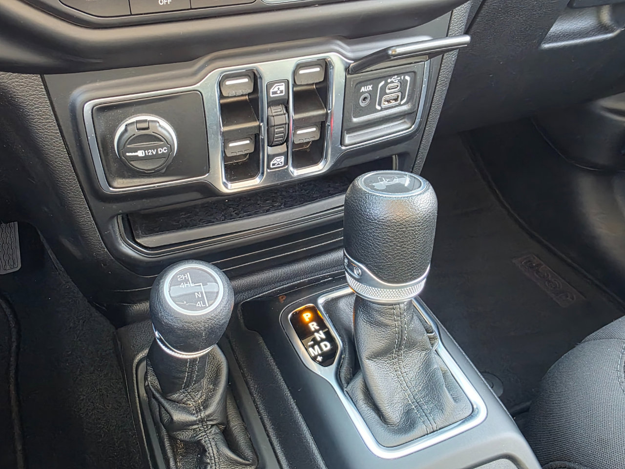 Used 2022 Jeep Wrangler Unlimited Sport image 9