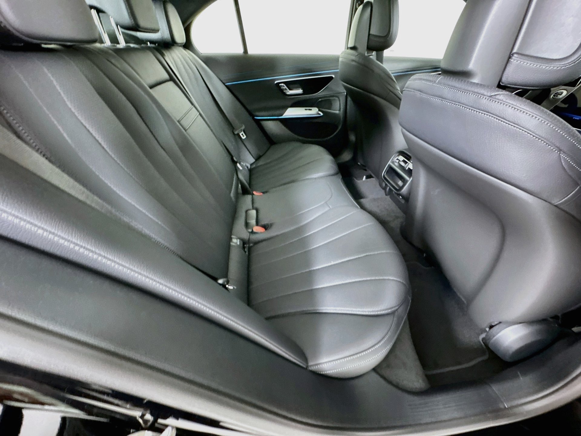 New 2027 Mercedes-Benz E 350 Sedan image 29