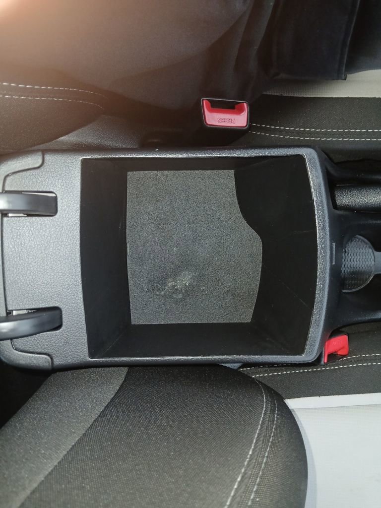 Used 2023 Hyundai Venue SEL image 24