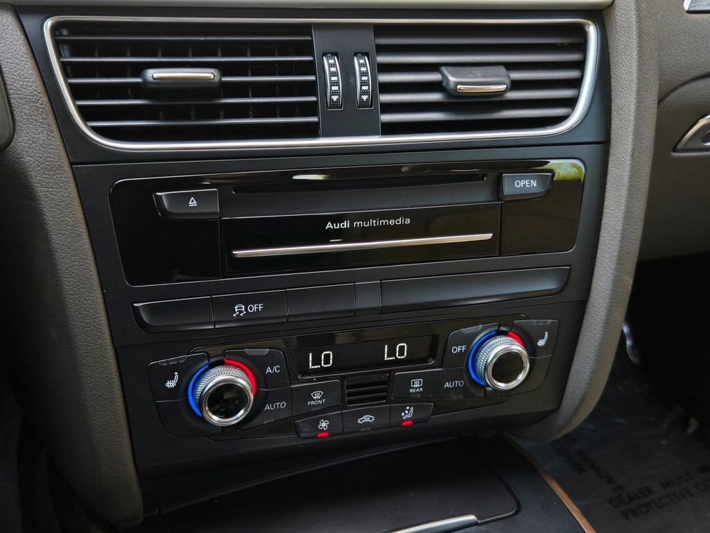 Used 2016 Audi A4 Premium Plus w/ Technology Package image 22