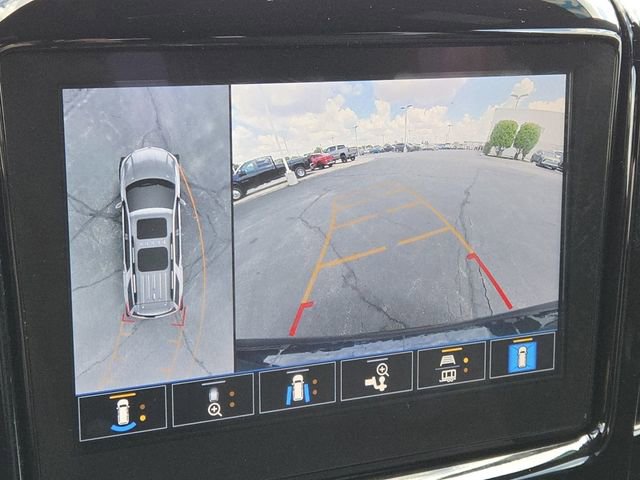 Certified 2023 Chevrolet Traverse LT FWD image 3