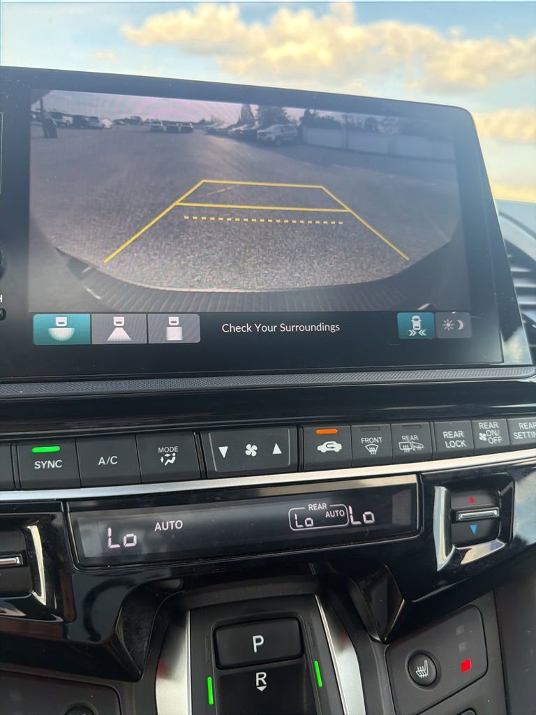 Used 2025 Honda Odyssey Sport-L image 29