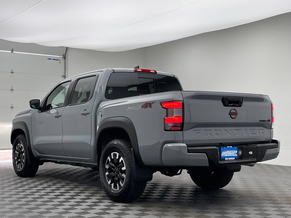 Used 2024 Nissan Frontier PRO-4X w/ Technology Package AWD/4WD image 9