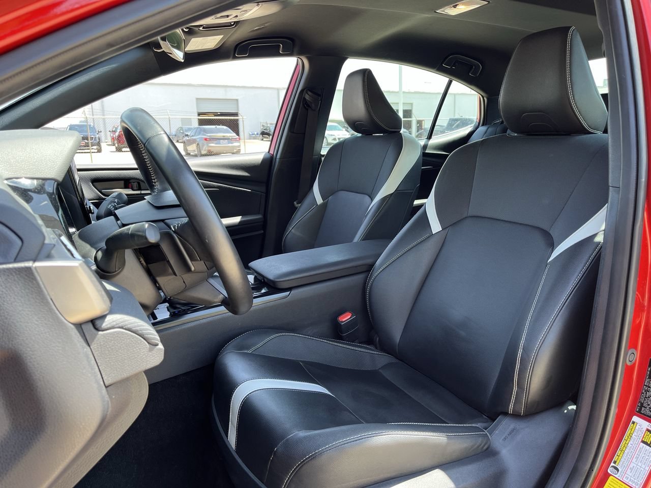 Used 2025 Toyota Camry SE FWD image 22