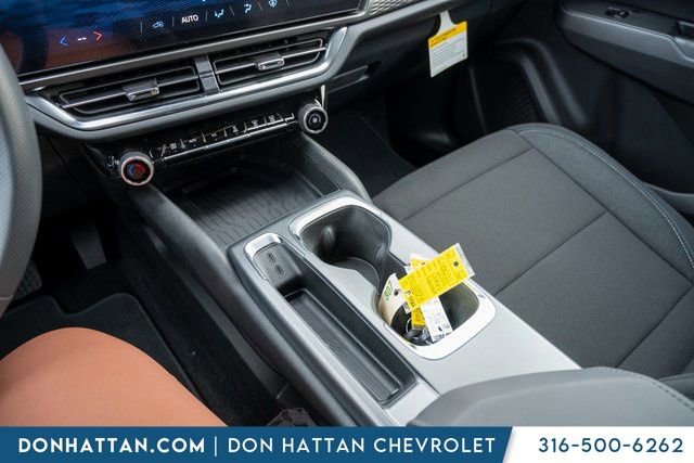 New 2026 Chevrolet Equinox EV LT image 12