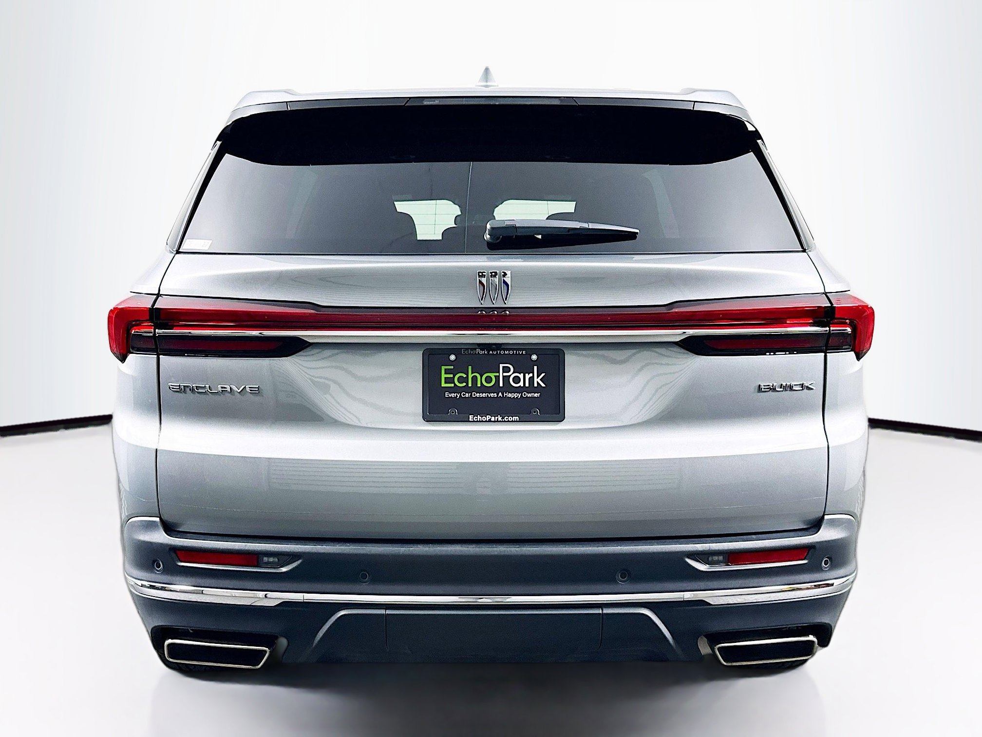 Used 2025 Buick Enclave Preferred image 7