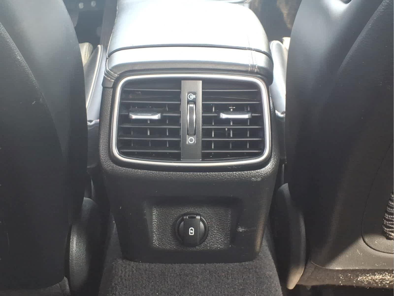 Used 2021 Genesis G70 2.0T w/ Prestige Package AWD/4WD image 30