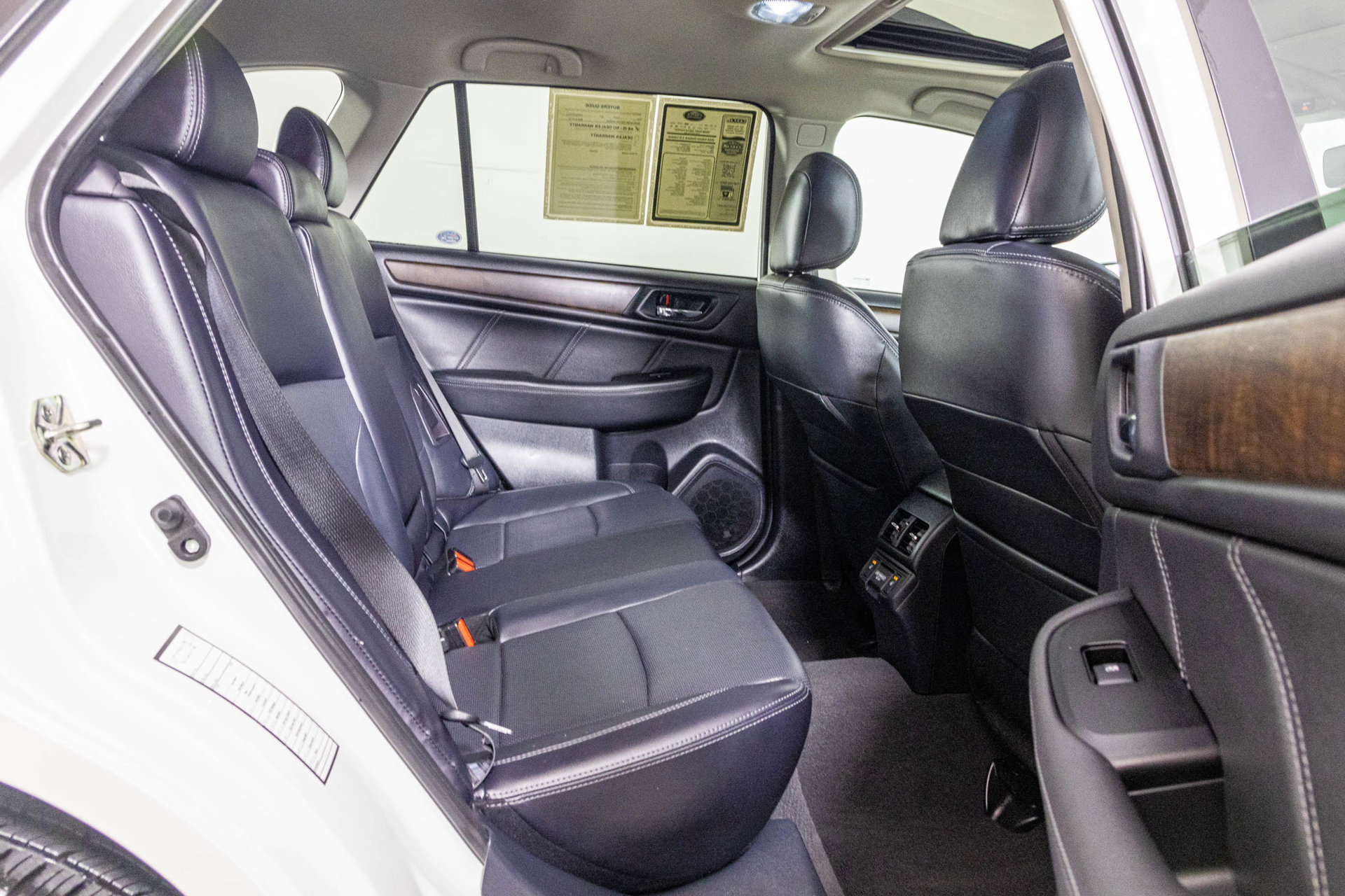 Used 2018 Subaru Outback 2.5i Limited AWD/4WD image 47