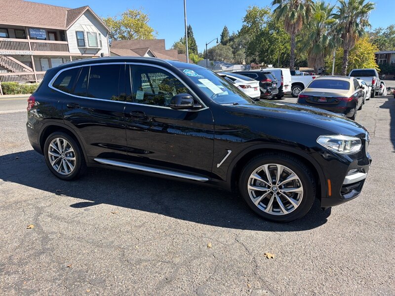 Used 2018 BMW X3 xDrive30i AWD/4WD image 6