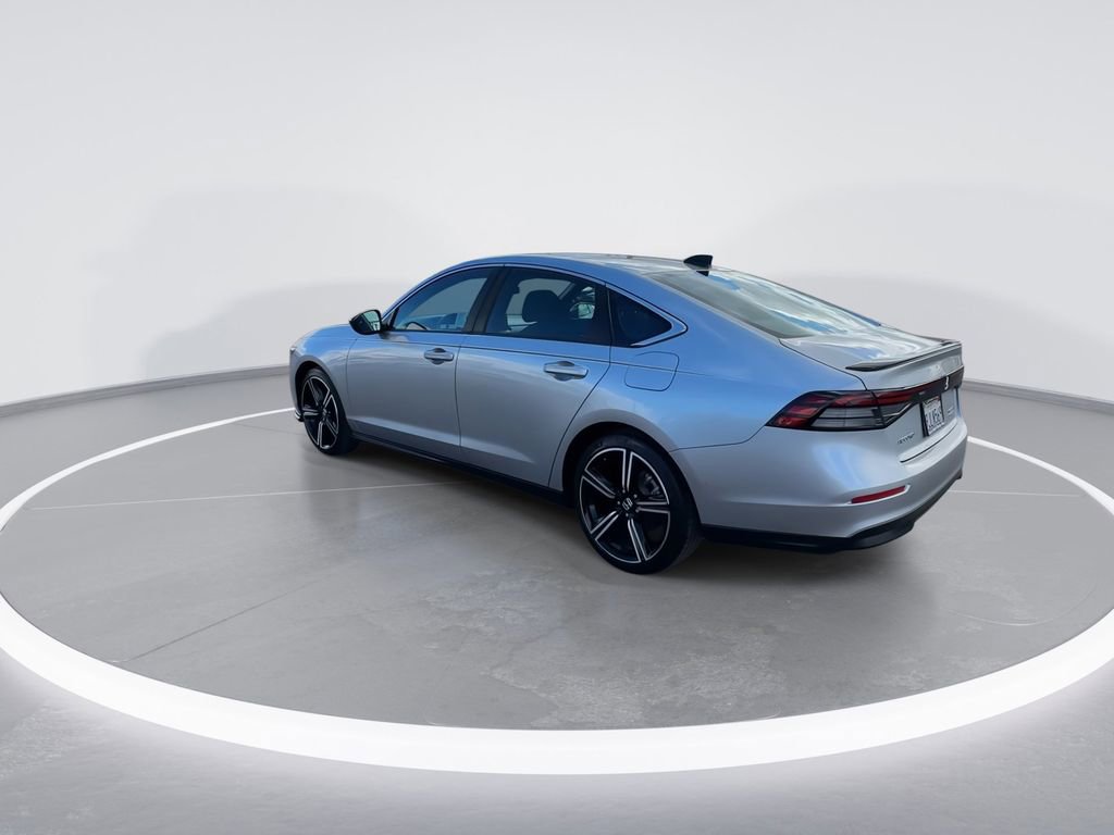 Used 2024 Honda Accord Sport image 8