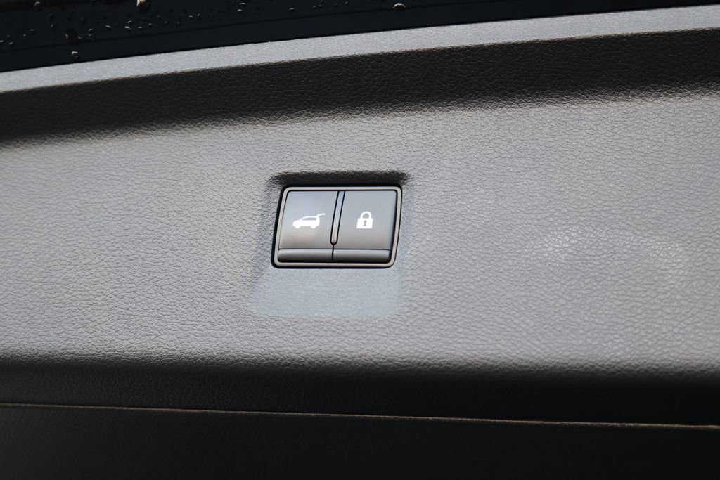 Certified 2025 INFINITI QX60 Luxe w/ Black Edition image 33