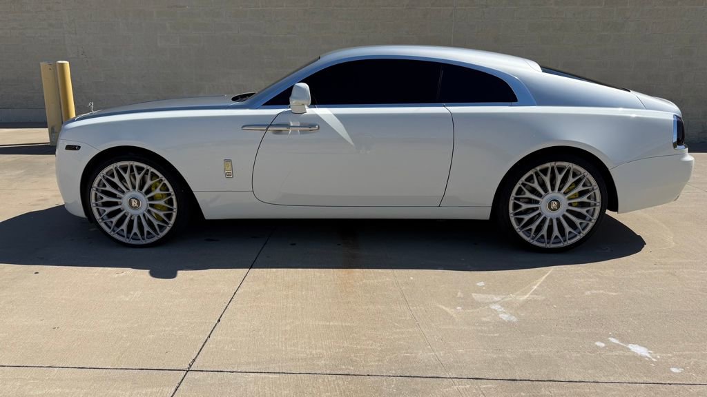 Used 2016 Rolls-Royce Wraith image 3