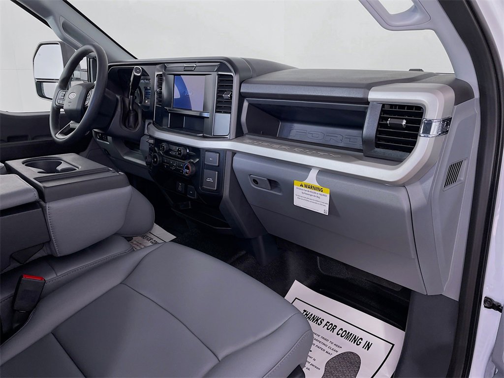 New 2025 Ford F350 XL w/ XL Chrome Package image 22