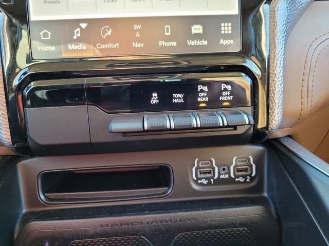 Used 2023 RAM 1500 Limited image 32