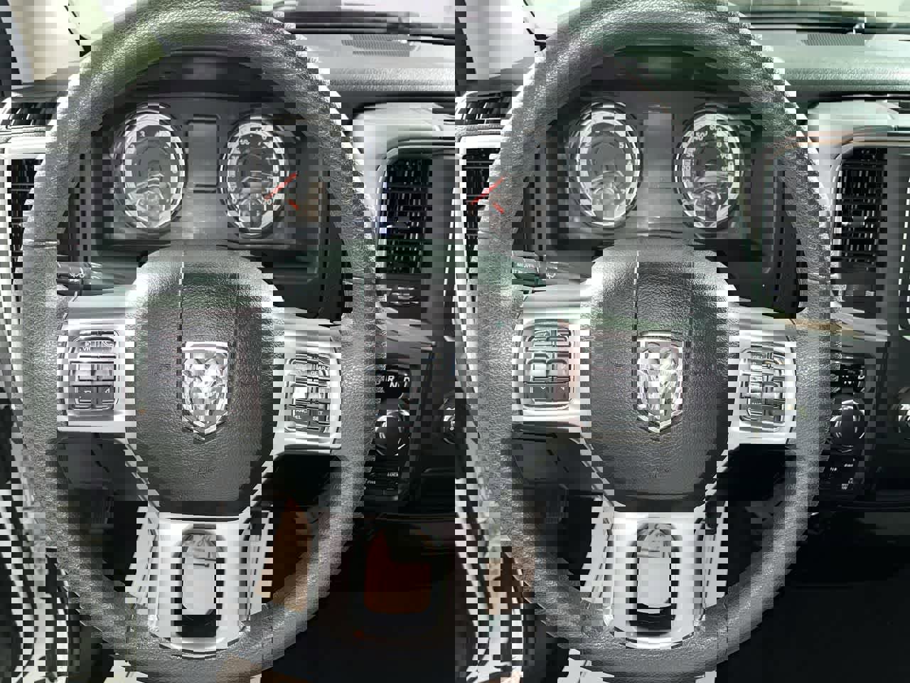 Used 2024 RAM 1500 Classic SLT image 16