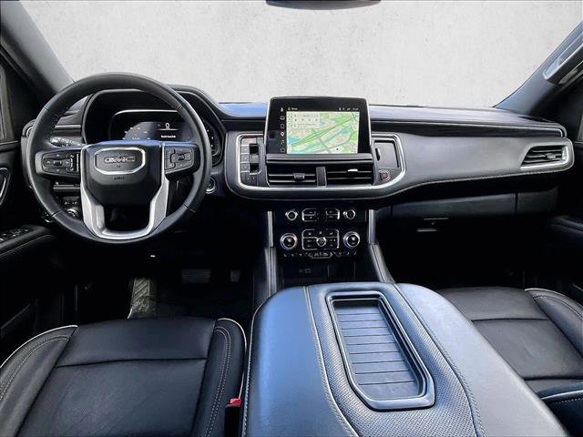 Used 2023 GMC Yukon SLT w/ SLT Premium Package image 16