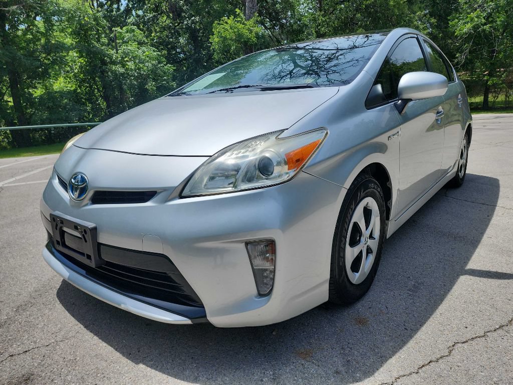 Used 2012 Toyota Prius Three w/ Solar Roof Pkg FWD image 4