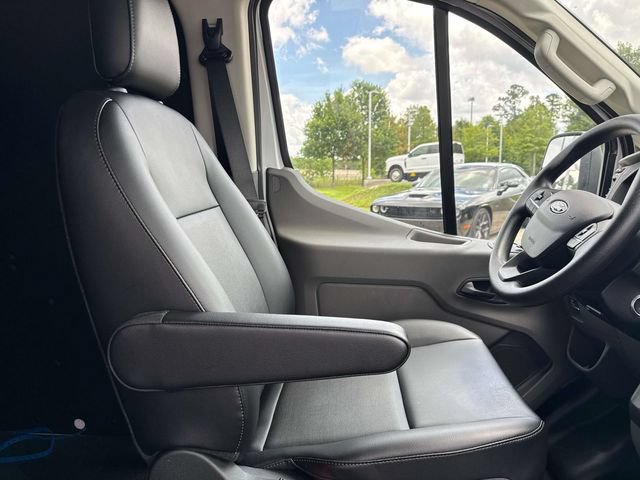 New 2026 Ford Transit 150 Low Roof w/ Load Area Protection Package RWD image 15