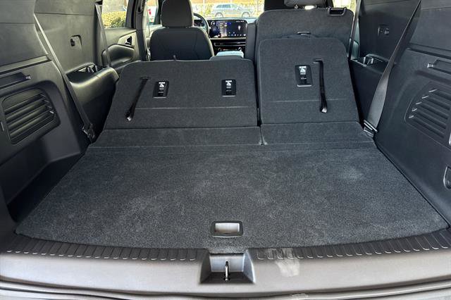 New 2026 Chevrolet Traverse LT w/ Midnight/Sport Edition image 10