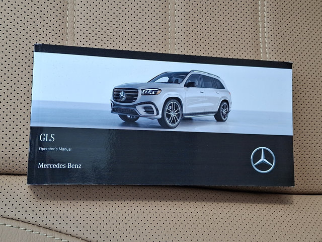 Used 2026 Mercedes-Benz GLS 450 4MATIC image 34