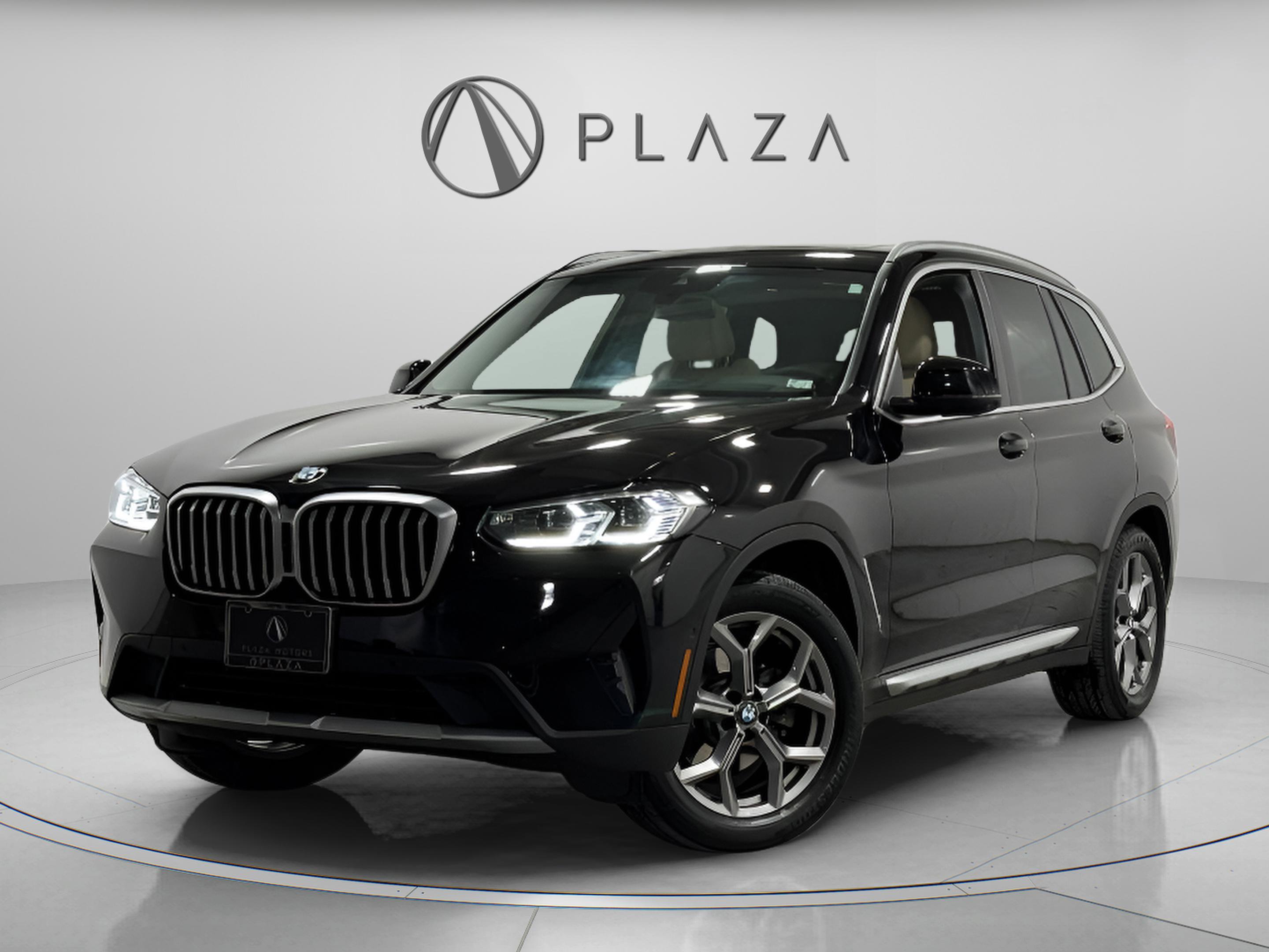Used 2024 BMW X3 xDrive30i w/ Premium Package image 1